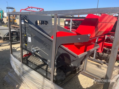 2025 AGT QHT500FL Stand-On Self-Loading クローラーダンパー (Unused)