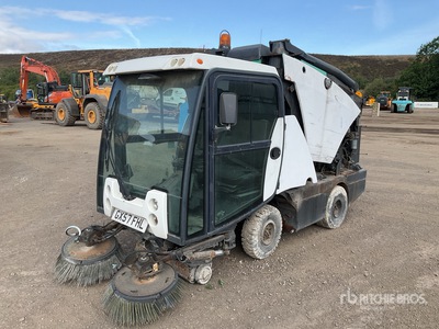 2007 Sweeper Truck