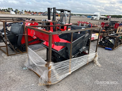 2025 AGT QHT500FL Stand-On Mini Déchargeur à chenilles (Unused)