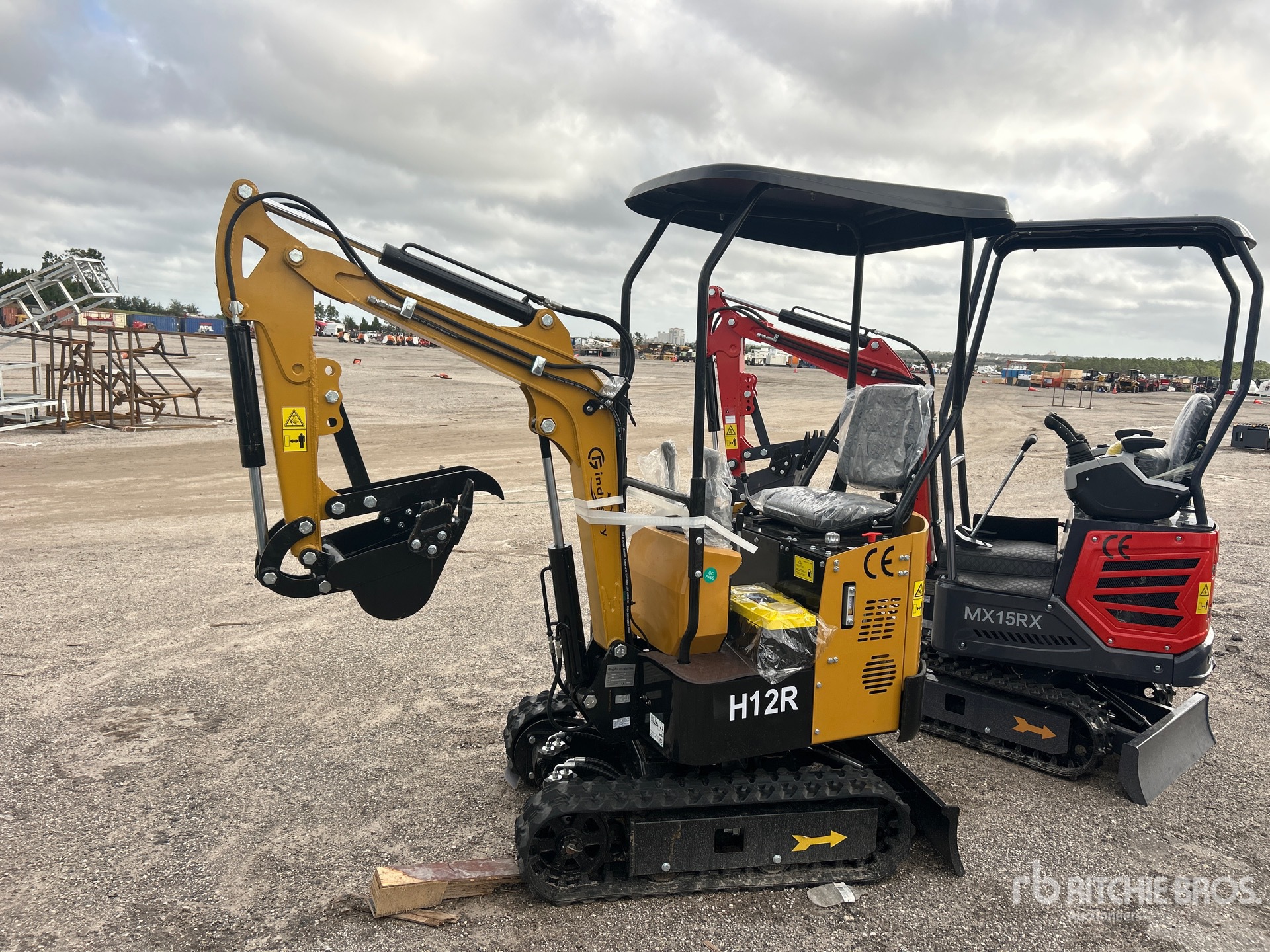 2025 CFG H12R Mini Excavator (Unused)
