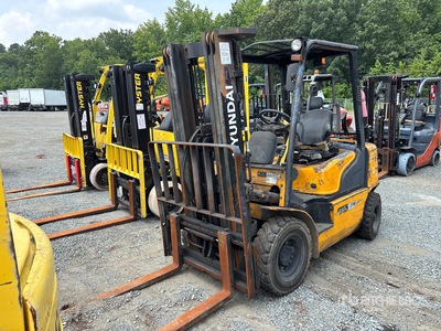 Hyundai 25L-7A Pneumatic Tire Carrelli Elevatori (Inoperable)
