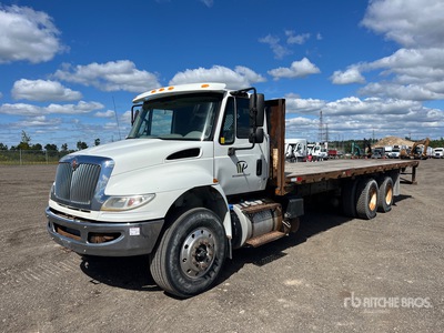 2015 International 7600 6x4 Flatbed Truck
