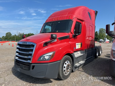 2021 Freightliner Cascadia 126 6x4 T/A Sleeper Truck Tractor
