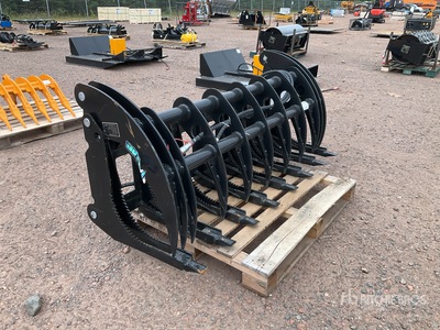 2025 Future FT-CLG72C 72 in Skid Steer Grapple (Unused)