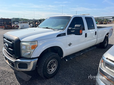2011 Ford F-250 XL 4x4 Crew Cab Pick-up (Inoperable)