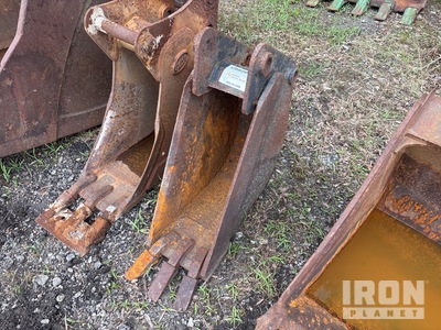 JCB 12 in Digging Excavator Bucket