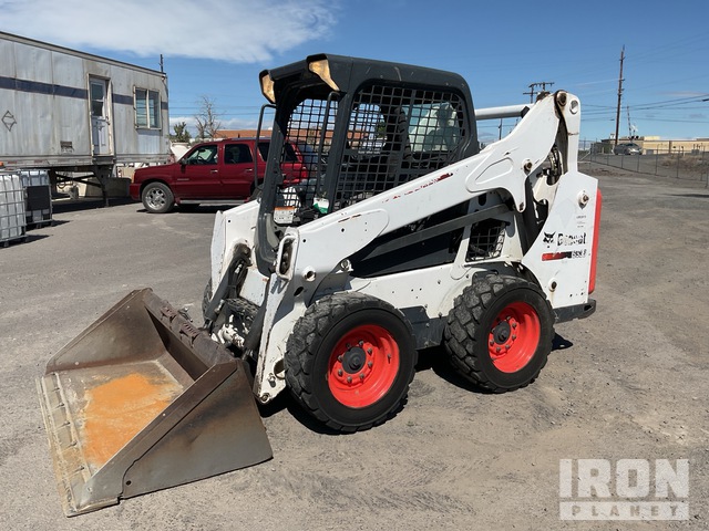 MINI CARGADOR SOBRE RUEDAS 2015 BOBCAT S530