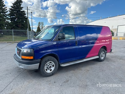 2015 GMC Savana G2500 バン