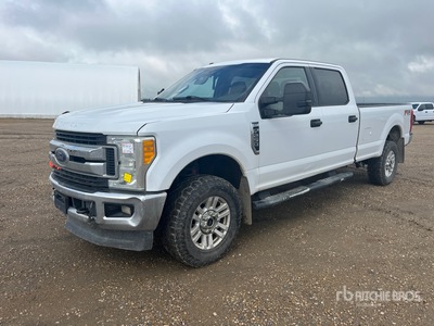 2017 Ford F-250 XLT 4x4 Crew Cab Pickup