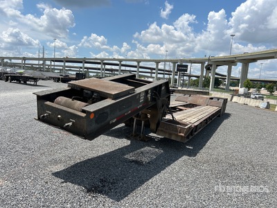 1998 Witzco Challenger RG50 50 ton Tri/A Removable Gooseneck Lowboy Trailer