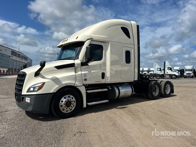 2021 Freightliner Cascadia 126 6x4 T/A Sleeper Truck Tractor