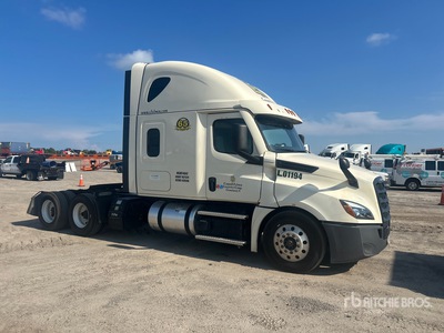 2021 Freightliner Cascadia 126 6x4 Tracteur Routier Couchette