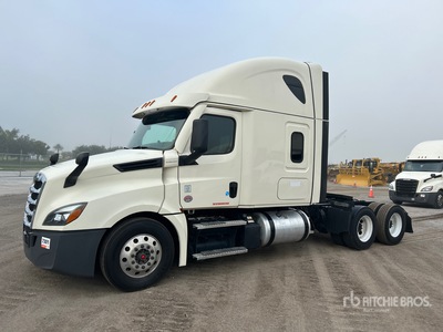 2021 Freightliner Cascadia 126 6x4 Tracteur Routier Couchette