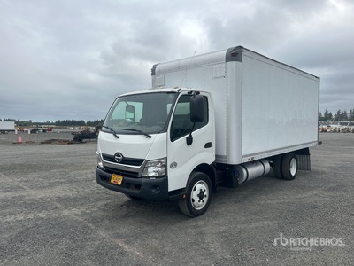 2018 Hino 740 4x2 Van Truck