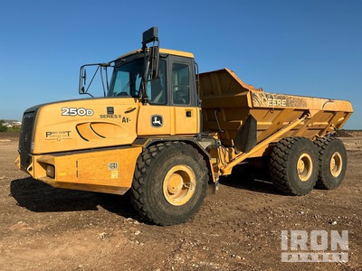 John Deere 250D Series II Articulated Dump Truck