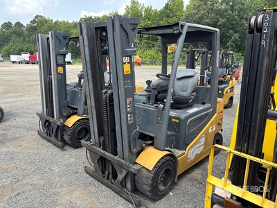 Cat 2EP6500 6100 lb Carrelli Elevatori Elettrici