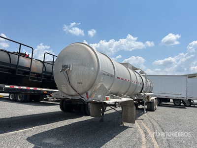2006 Heil 8400 gal T/A Tanker Trailer