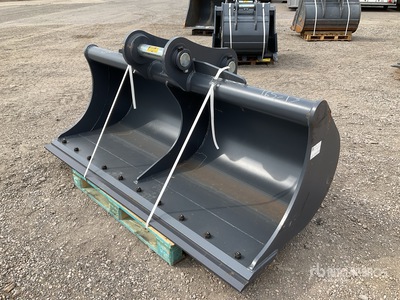 Strickland DB-20T 2100 mm Cleanup Godet d'excavatrice - Fits Hitachi ZX210 (Unused)