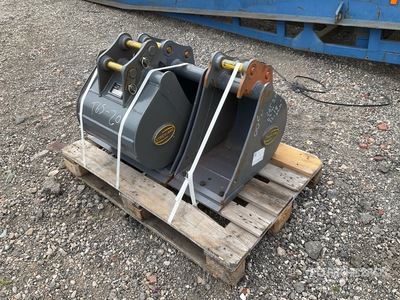 Quantity of (3) Strickland Digging Godet d'excavatrice - Fits Kubota U27 (Unused)