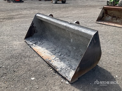 2200 mm Telehandler Bucket