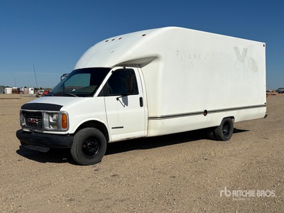 1999 GMC Savana G3500 4x2 Camion fourgon