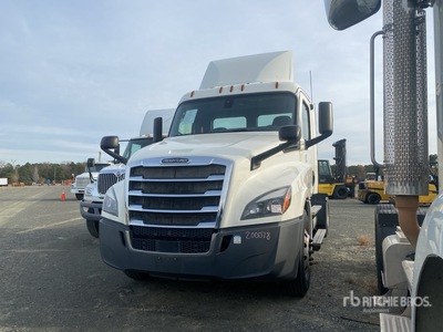 2018 Freightliner Cascadia 126 Tracteur Routier