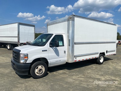 2022 Ford E-350 4x2 Van Truck