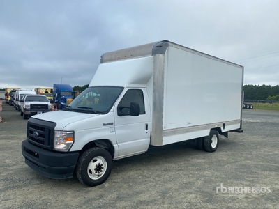 2021 Ford E-350 4x2 Van Truck