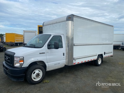 2022 Ford E350 4x2 Van Truck