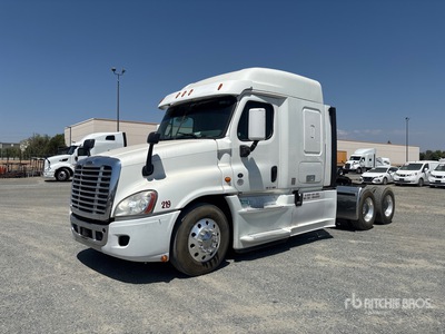 2015 Freightliner Cascadia 125 6x4 T/A Sleeper Truck Tractor