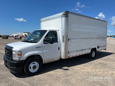 2022 Ford E-350 4x2 Van Truck