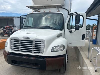 2019 Freightliner M2 106 Camions réfrigérés