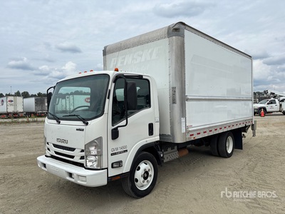 2020 Isuzu NPR EFI 4x2 COE Camion fourgon
