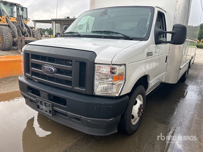 2021 Ford E-350 Van Truck