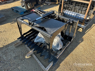 45 in Hollow Wood Grabber Skid Steer Grapple (Unused)