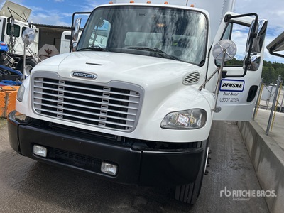 2018 Freightliner M2 106 Van Truck