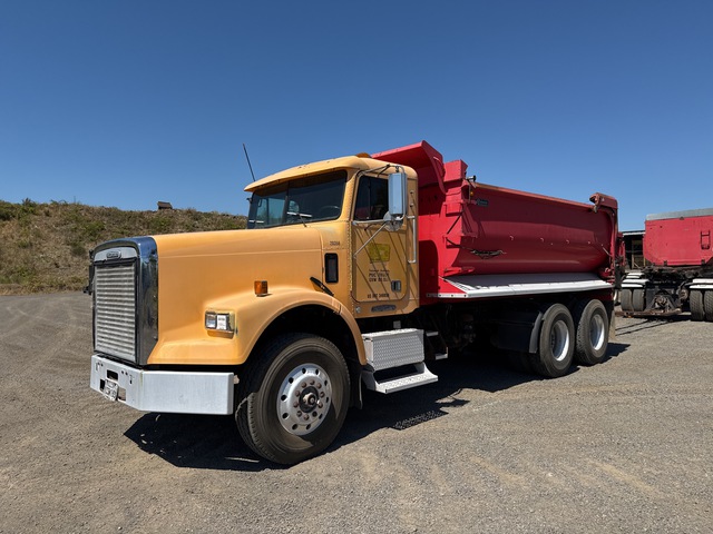 1993 Freightliner FLD 6x4 Transfer Set w/ 1998 Reliance Quad/A Transfer Trailer