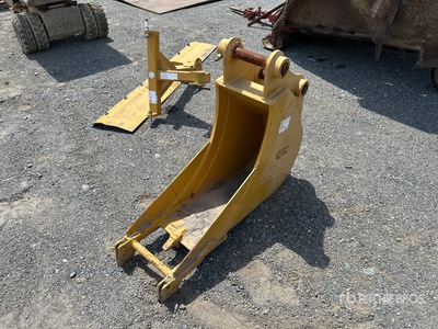 12 in Excavator Bucket - Fits 308