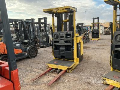 2019 Hyster R30XM3 3000 lb Order Picker