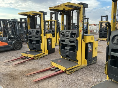 2019 Hyster R30XM3 3000 lb Order Picker