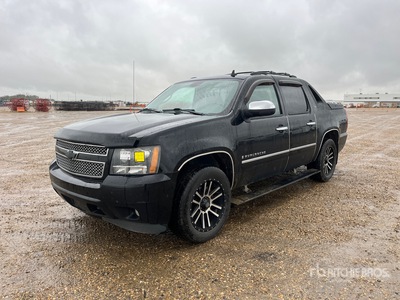 2009 Chevrolet Avalanche LTZ 4x4 Crew Cab Pickup