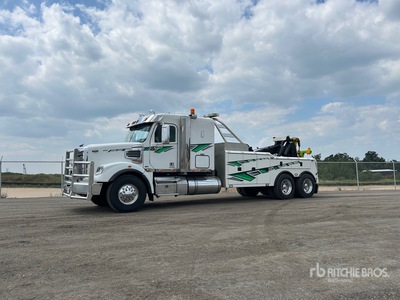 2012 Freightliner Coronado SD122 Tow Truck