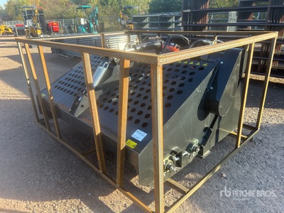 2025 Top Cat ECSSLR72 72 in Skid Steer Landscape Rake (Unused)