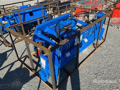 2025 Top Cat SSSCR72 72 in Skid Steer Power Rake (Unused)