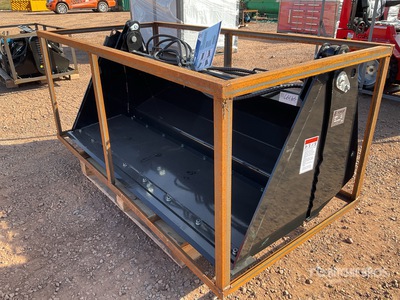 2025 Top Cat 4IN1BCT 72 in 4 in 1 Skid Steer Bucket (Unused)