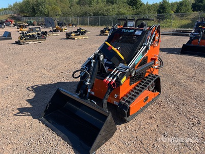 2025 Future FT36C Mini Skid Steer Loader (Unused)