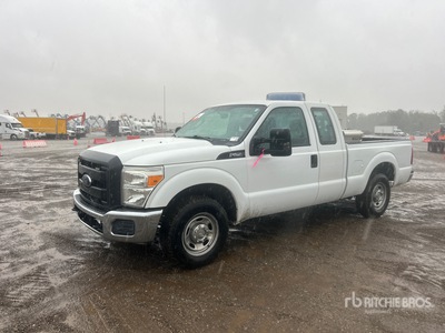 2013 Ford F-250 4x2 Extended Cab Pickup