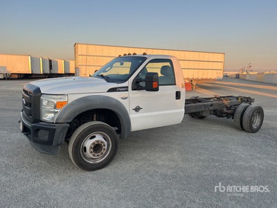 2014 Ford F-550 4x2 Kabina i podwozie