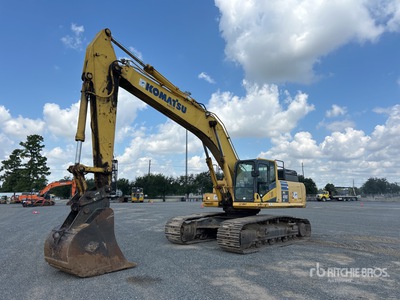 2013 Komatsu PC490LC-10 Tracked Excavator
