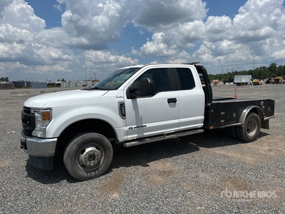 2021 Ford F-350 XL 4x4 Extended Cab Flatbed Truck